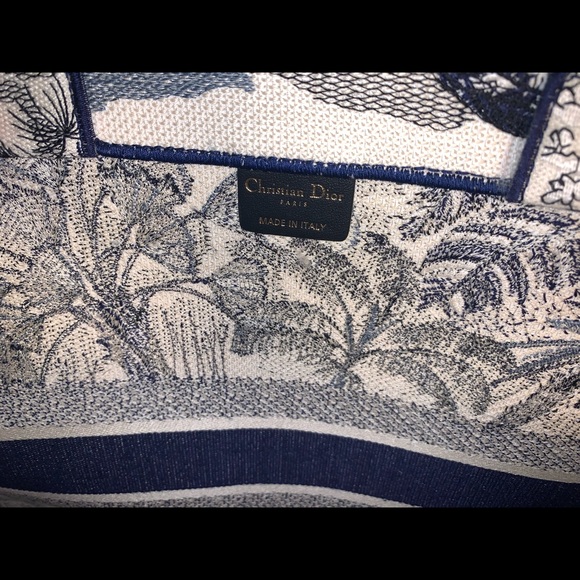 Christian Dior large book tote - Picture 11 of 11